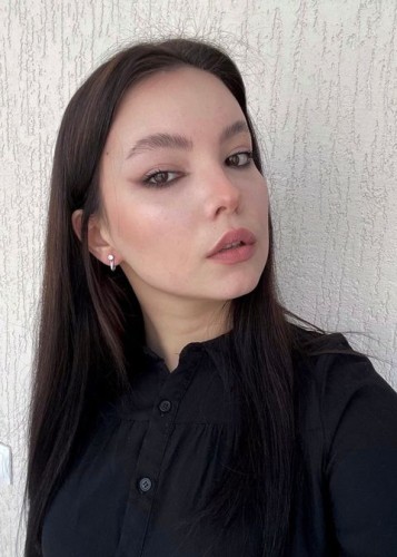 Лина, Г. Динская